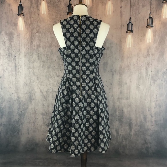 H&M Black and White Fit & Flare Dress size 10 NWT - Picture 2 of 3